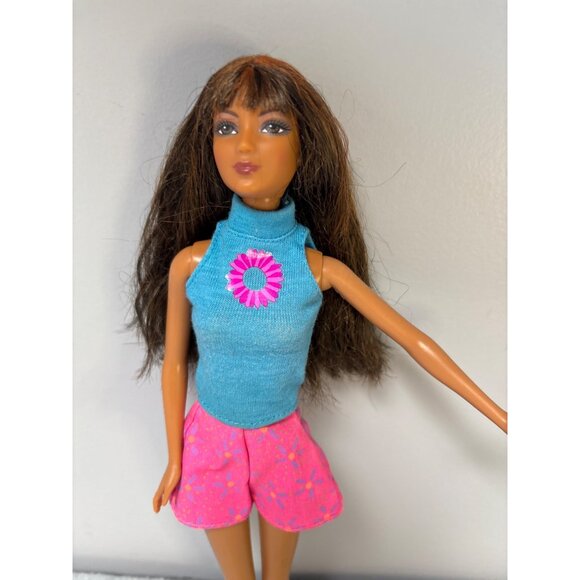 1999 Mattel Barbie Doll with Blue Top & Pink Flower Shorts - Picture 2 of 6
